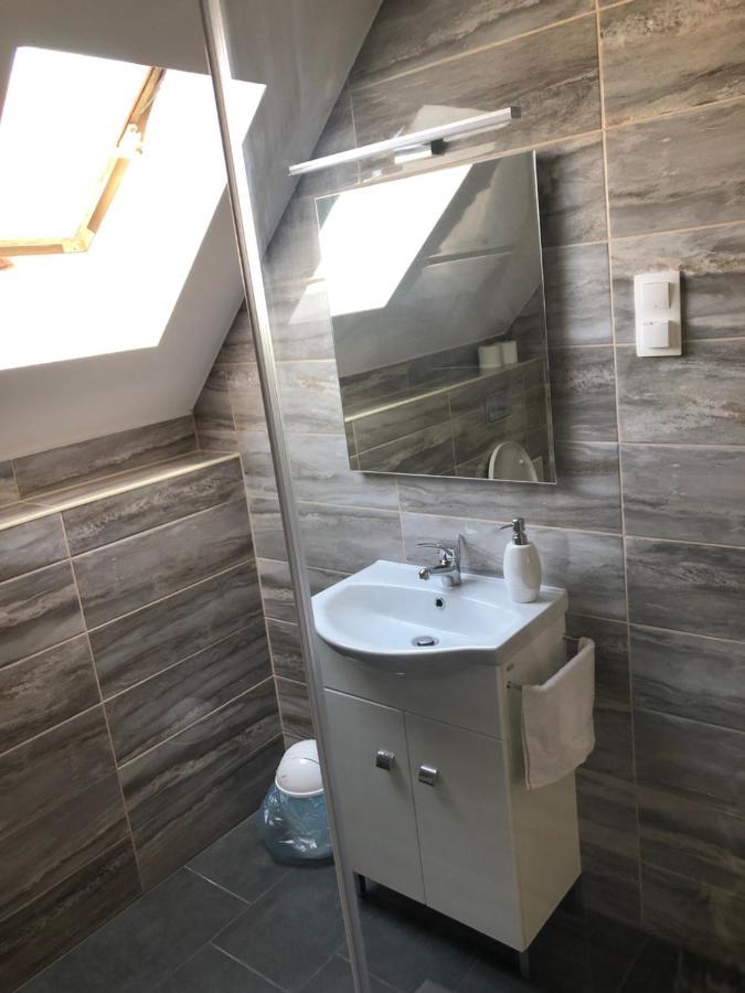 Pupos Apartman Szigliget Exteriör bild
