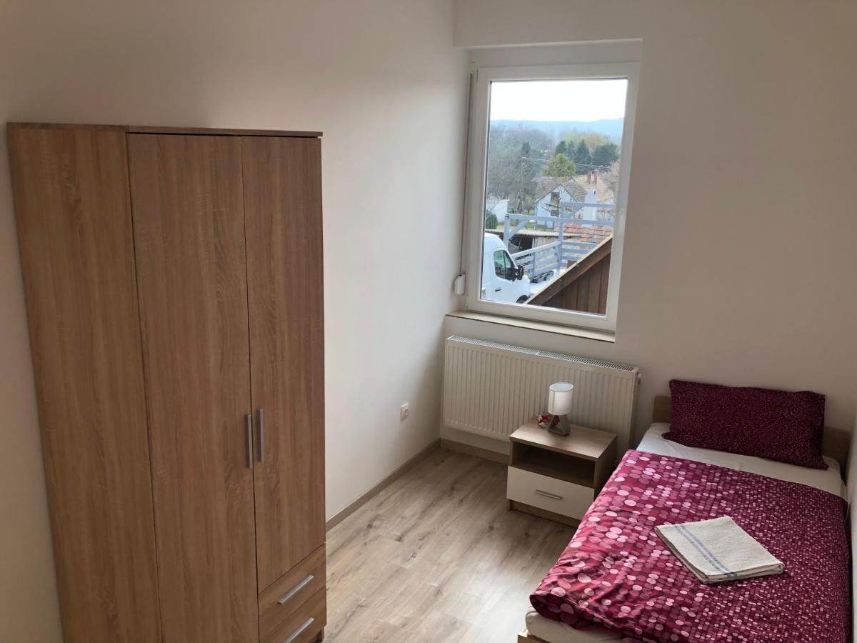 Pupos Apartman Szigliget Exteriör bild
